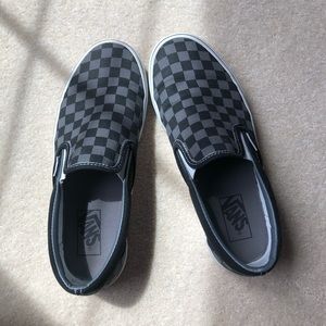 black and gray vans size 9 in women’s